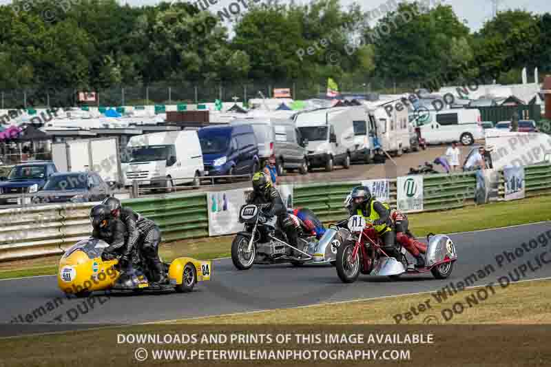 Vintage motorcycle club;eventdigitalimages;mallory park;mallory park trackday photographs;no limits trackdays;peter wileman photography;trackday digital images;trackday photos;vmcc festival 1000 bikes photographs